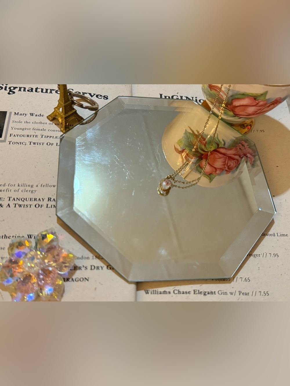 1928 Jewelry Pink Porcelain Rose Oval Pendant Necklace Gold Tone 16”